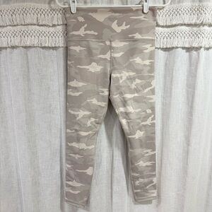 Athleta Elation Camo 7/8 Tight Leggings Taupe